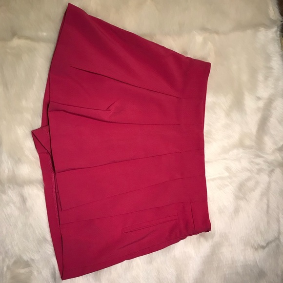 Under Skies Pink Pleated Skort/Short - Picture 7 of 8
